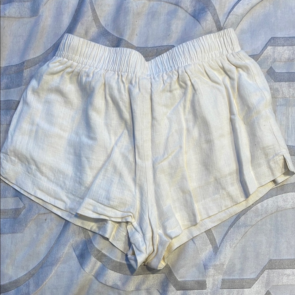 Princess Polly BEACH HOUSE SHORTS OFF WHITE